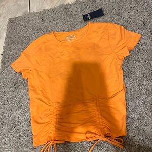 hollister orange top size small